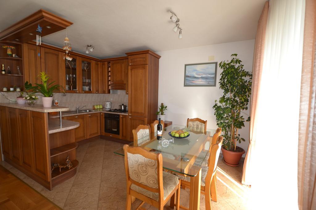 Apartments Magdalena Stobrec Luaran gambar