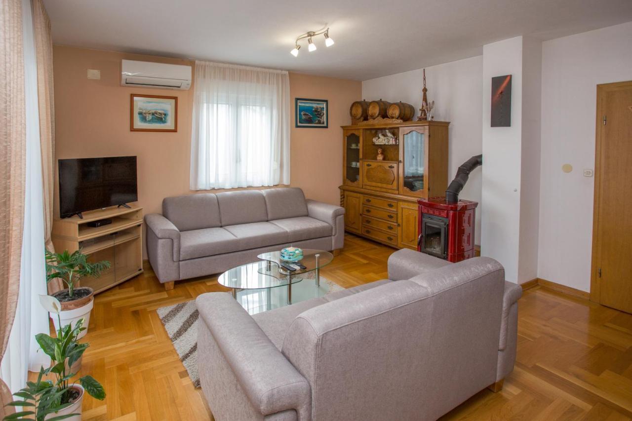 Apartments Magdalena Stobrec Luaran gambar